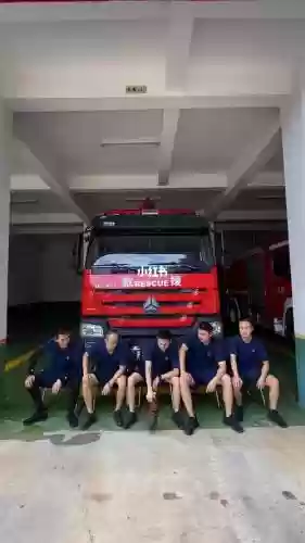 火焰蓝阵容插图1