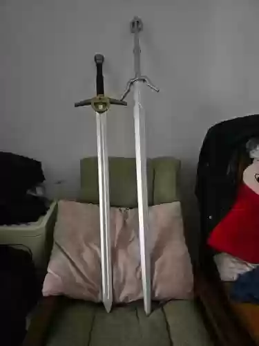 巫师3狂猎好看的武器，巫师3狂猎好看的武器有哪些插图