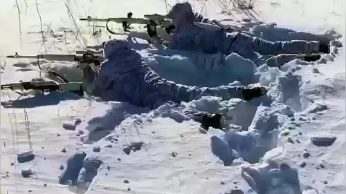 雪地狙击武器怎样用，雪地狙击qte插图