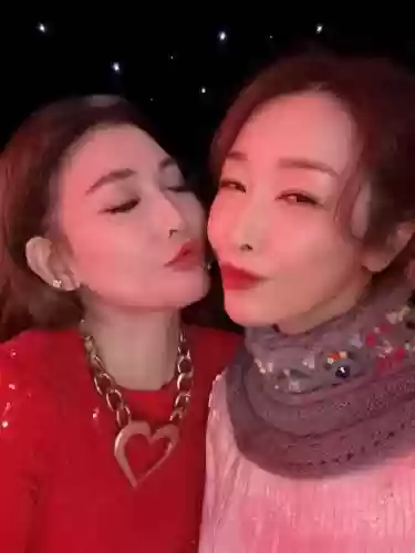 微笑阵容搭配，微笑是哪个队伍的插图1